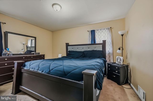 103 MEMORIAL DR, New Castle, DE 19720