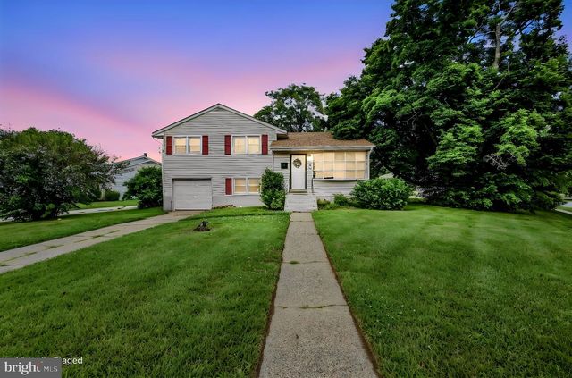 103 MEMORIAL DR, New Castle, DE 19720
