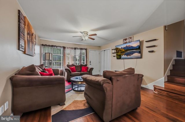 103 MEMORIAL DR, New Castle, DE 19720