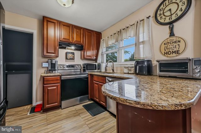 103 MEMORIAL DR, New Castle, DE 19720