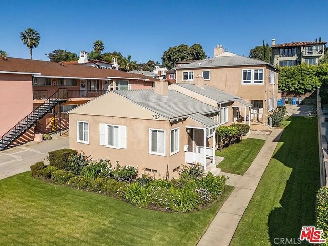 702 Pacific Coast Highway A, Redondo Beach, CA 90277