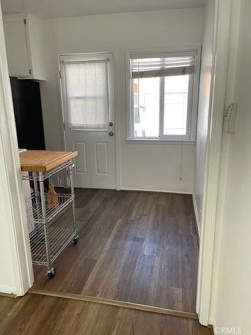 702 Pacific Coast Highway A, Redondo Beach, CA 90277