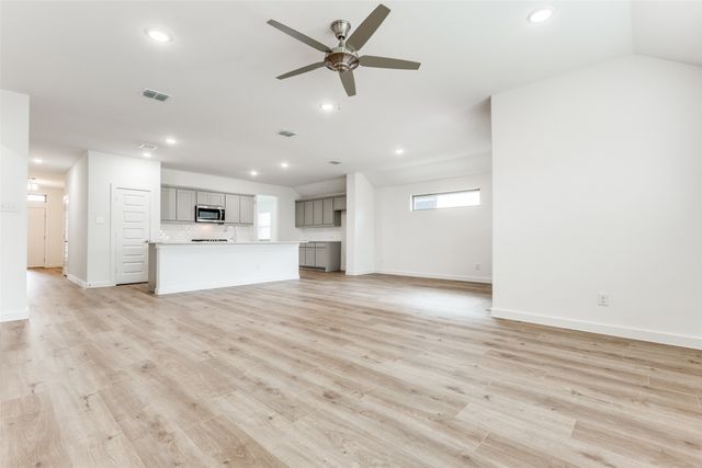 4923 Bellhurst Drive, Princeton, TX 75071