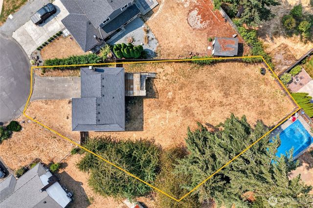 12005 151st Street Ct E, Puyallup, WA 98374