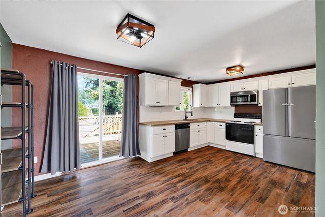 12005 151st Street Ct E, Puyallup, WA 98374
