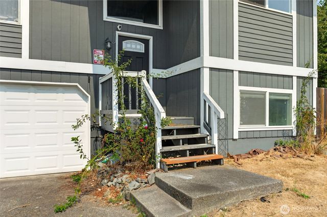 12005 151st Street Ct E, Puyallup, WA 98374