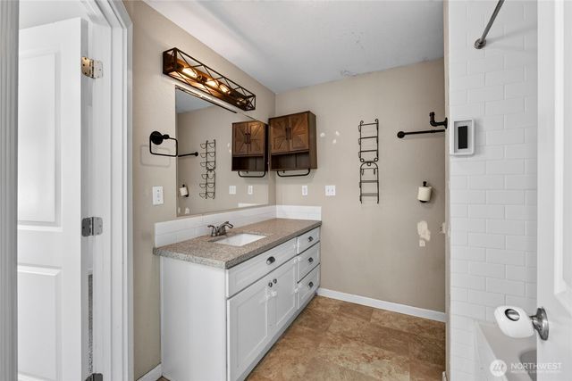 12005 151st Street Ct E, Puyallup, WA 98374