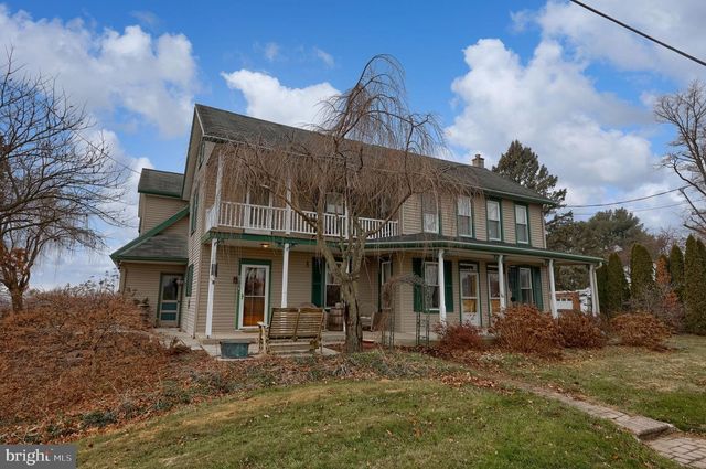 2788 N COLEBROOK RD, Manheim, PA 17545
