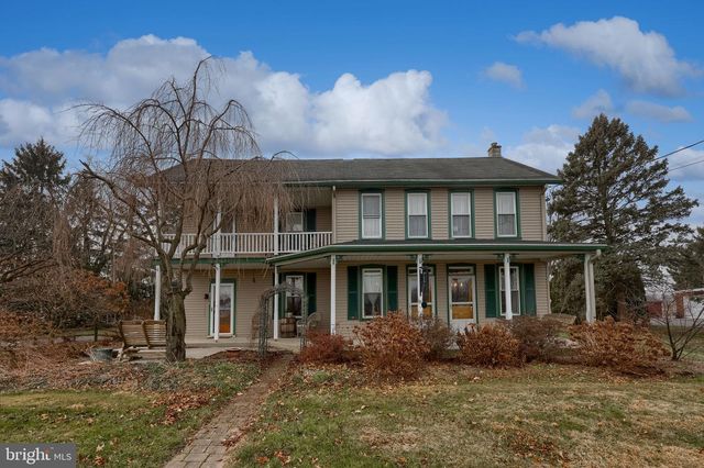 2788 N COLEBROOK RD, Manheim, PA 17545