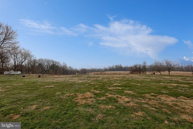 2788 N COLEBROOK RD, Manheim, PA 17545