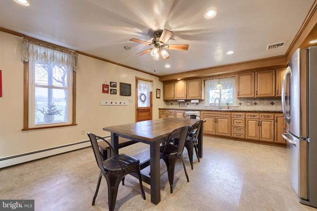 2788 N COLEBROOK RD, Manheim, PA 17545