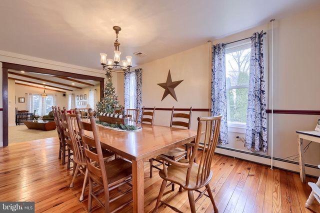 2788 N COLEBROOK RD, Manheim, PA 17545