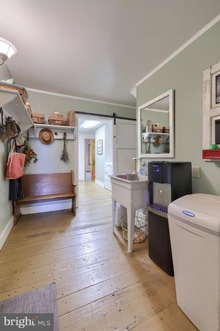 2788 N COLEBROOK RD, Manheim, PA 17545