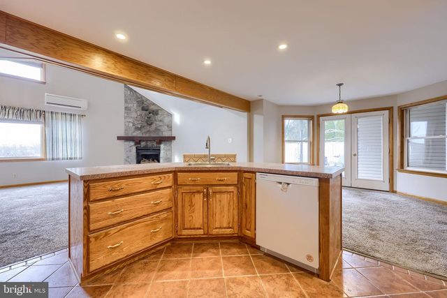 2788 N COLEBROOK RD, Manheim, PA 17545