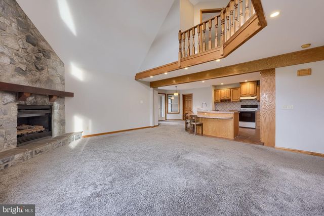 2788 N COLEBROOK RD, Manheim, PA 17545