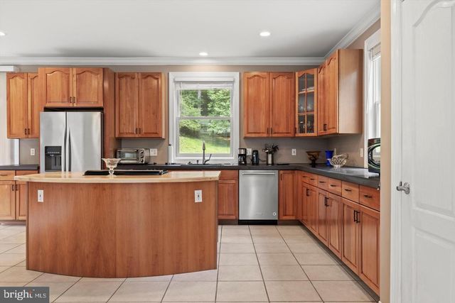 341 CENTRAL AVE, Glyndon, MD 21071