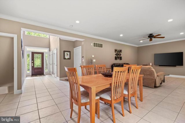 341 CENTRAL AVE, Glyndon, MD 21071