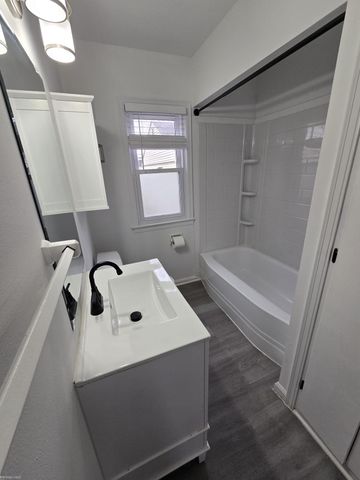 3727 Normandy Street, Royal Oak, MI 48073