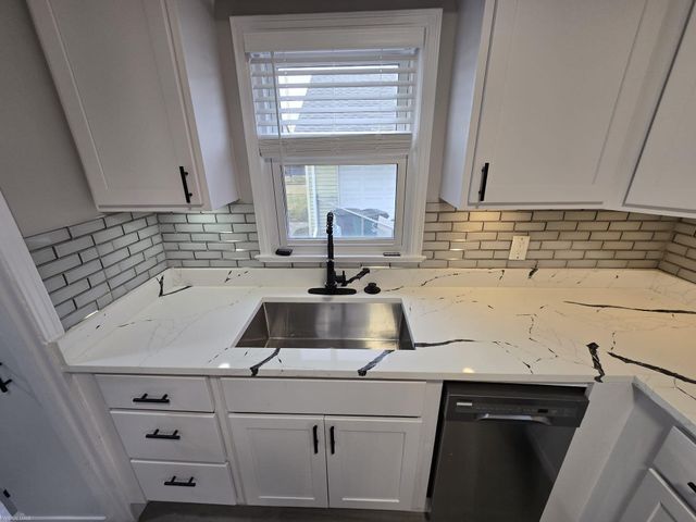 3727 Normandy Street, Royal Oak, MI 48073