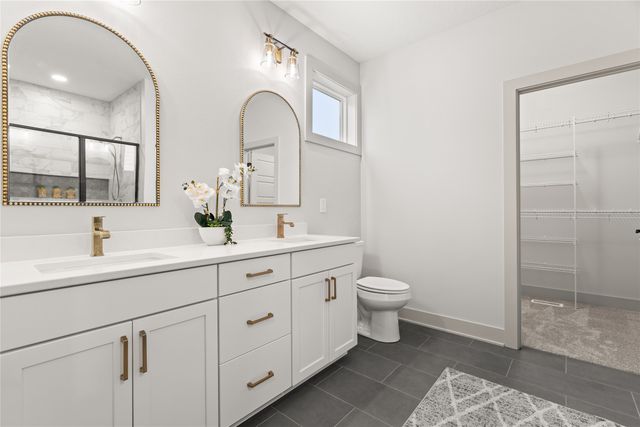 1282 S 92nd Street, West Des Moines, IA 50266