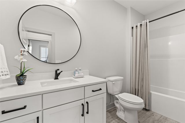 1282 S 92nd Street, West Des Moines, IA 50266