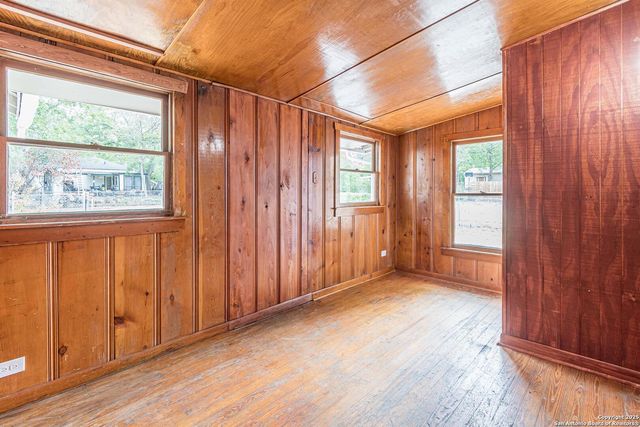 129 Koehler Court, San Antonio, TX 78223