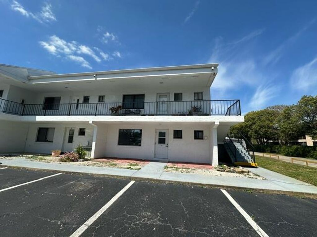 3755 S Hopkins Avenue, 11, Titusville, FL 32780