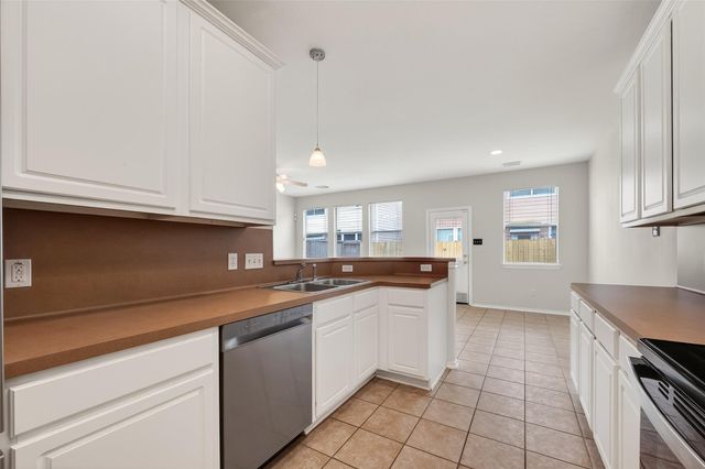16623 Newglen Lane, Houston, TX 77084