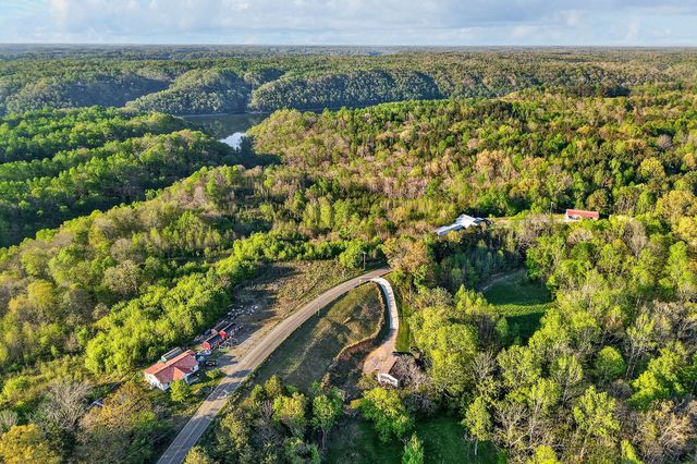 3820 Jefferson Rd, Smithville, TN 37166