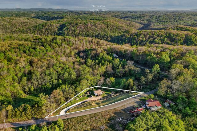 3820 Jefferson Rd, Smithville, TN 37166