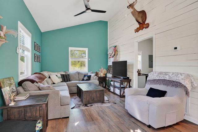 3820 Jefferson Rd, Smithville, TN 37166