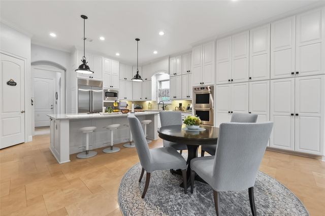 738 E Creekside Drive, Houston, TX 77024