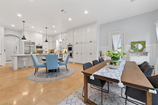 738 E Creekside Drive, Houston, TX 77024