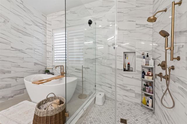 738 E Creekside Drive, Houston, TX 77024