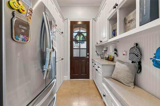 738 E Creekside Drive, Houston, TX 77024