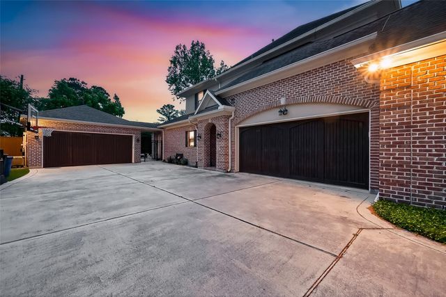 738 E Creekside Drive, Houston, TX 77024