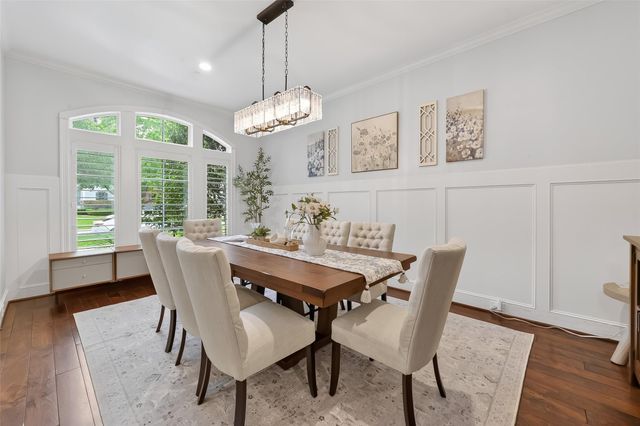 738 E Creekside Drive, Houston, TX 77024