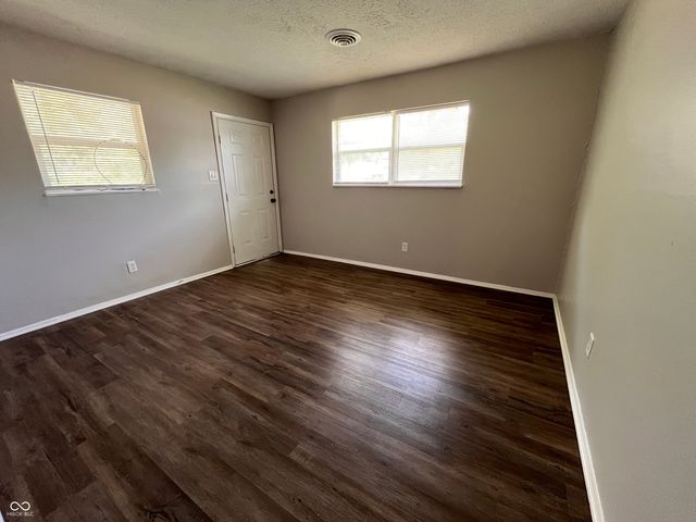 2601 E Bradbury Avenue, Indianapolis, IN 46203
