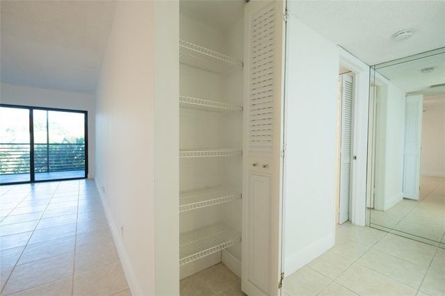9233 SW 8th STREET 222, Boca Raton, FL 33428