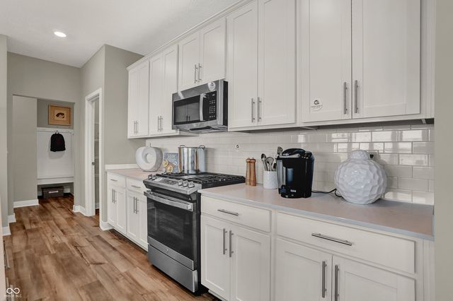 8559 Moyer Street East, Fortville, IN 46040