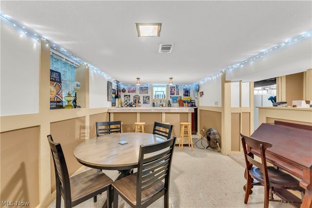 8276 Marianna Boulevard, Broadview Heights, OH 44147