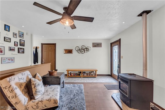 8276 Marianna Boulevard, Broadview Heights, OH 44147
