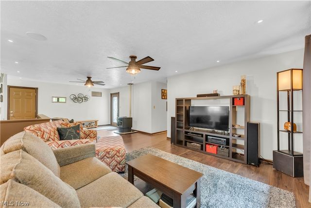 8276 Marianna Boulevard, Broadview Heights, OH 44147