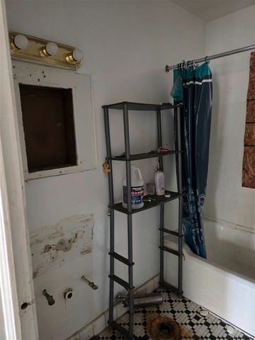 19639 Wexford Street, Detroit, MI 48234