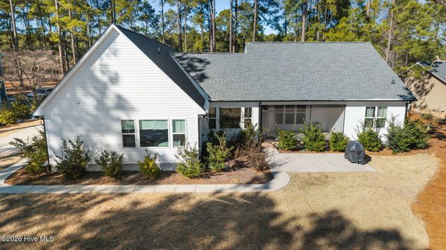 120 E Devonshire Avenue, West End, NC 27376