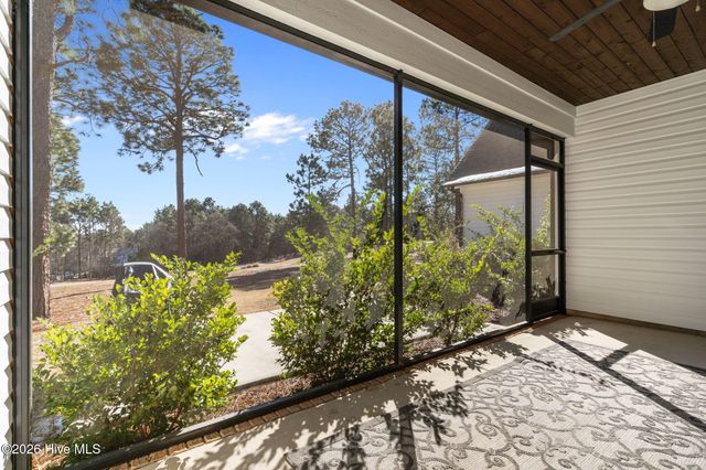 120 E Devonshire Avenue, West End, NC 27376