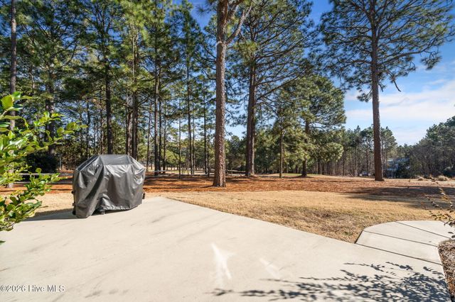 120 E Devonshire Avenue, West End, NC 27376