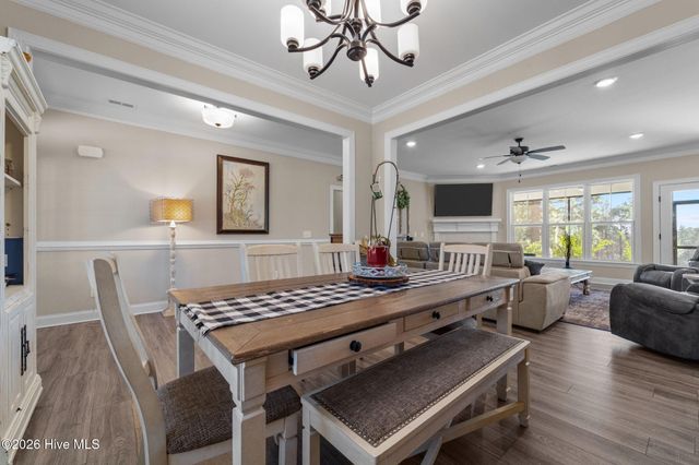 120 E Devonshire Avenue, West End, NC 27376