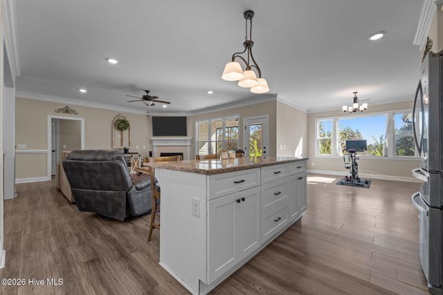 120 E Devonshire Avenue, West End, NC 27376