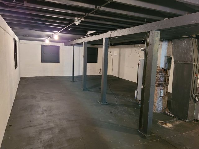 1324 East Avenue, Berwyn, IL 60402